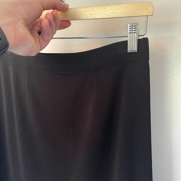 Exclusively Misook Vintage Black Acrylic Pencil Skirt in Size Small - Picture 6 of 11